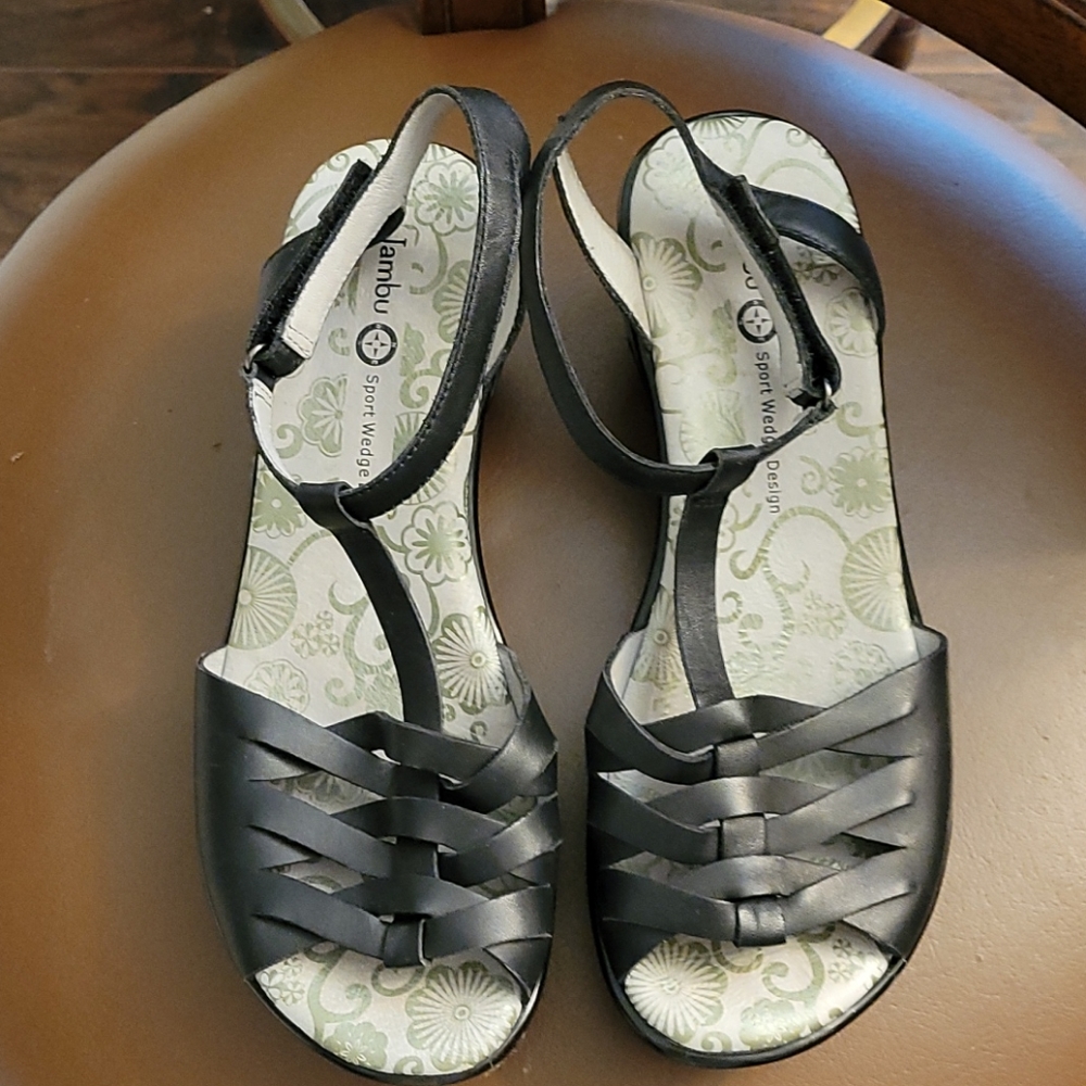Jambu sandal